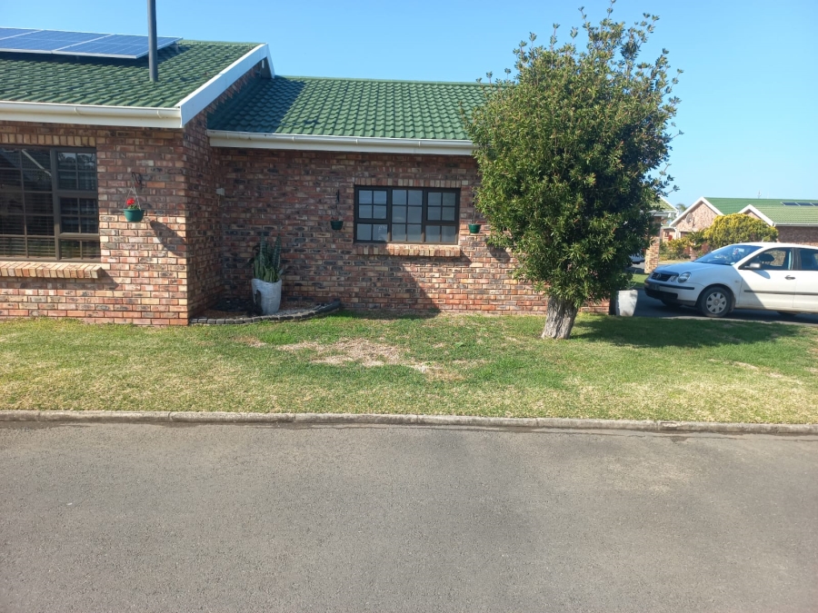 2 Bedroom Property for Sale in Gonubie North Eastern Cape
